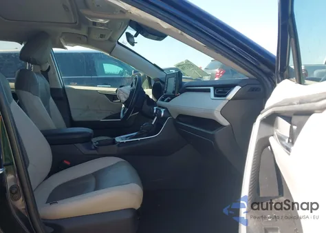 2022 Toyota Rav4 Xle из США, поврежденный, VIN 2T3W1RFV1NW214786